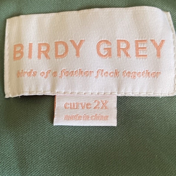 Elegant Green Maxi Dress - Picture 11 of 14